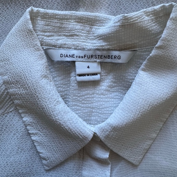 Women's Diane von Furstenberg Textured White Blouse Sheer Shirt Size 4 - Picture 3 of 7